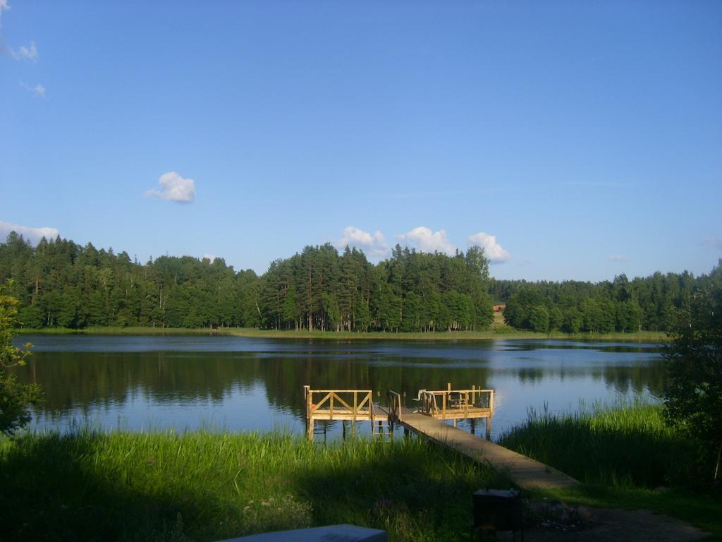Ezerkalni Raiskums Quarto foto
