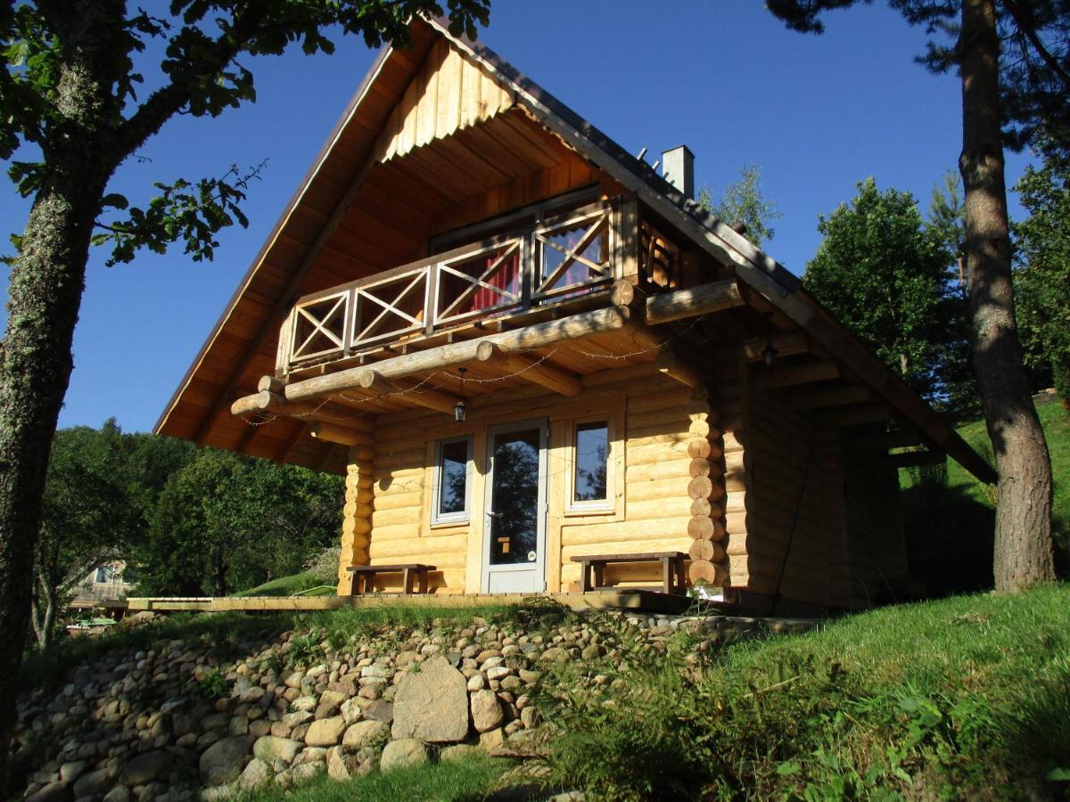 Ezerkalni Raiskums Exterior foto